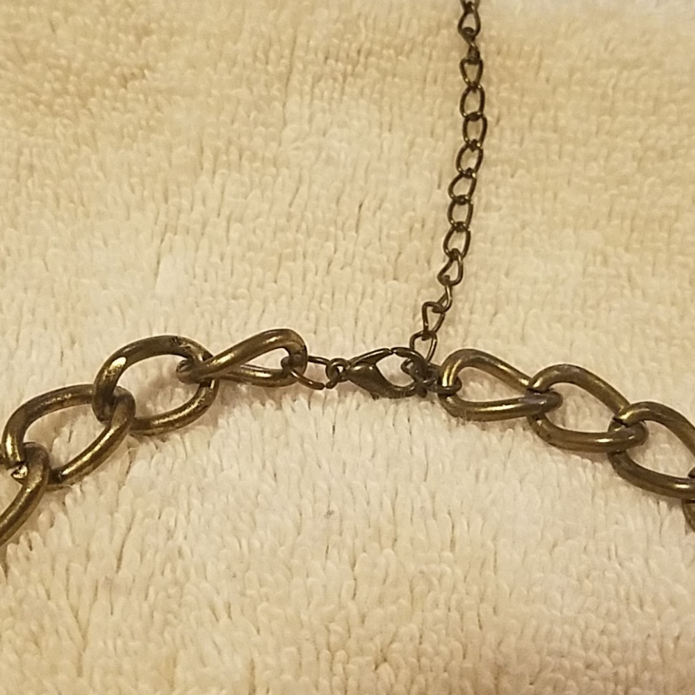 Costume Jewelry - Picture 2 of 3